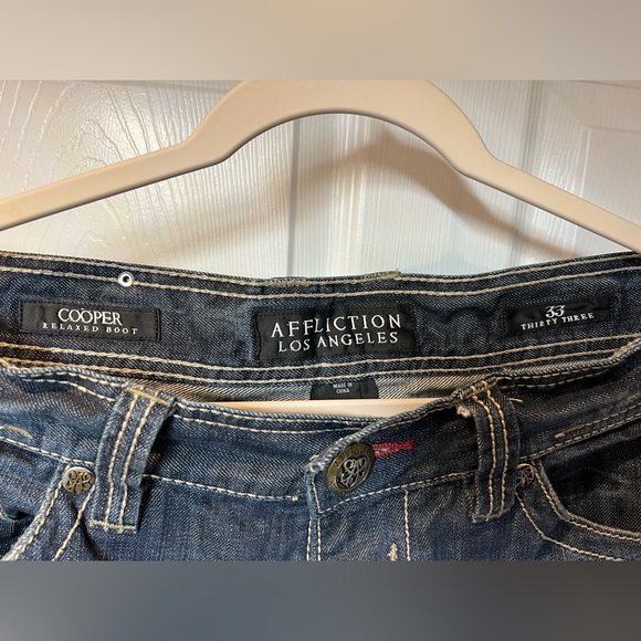 Affliction Cooper Relaxed Boot Fading Distressed Mens Jean’s SZ 33 like new - Picture 8 of 9